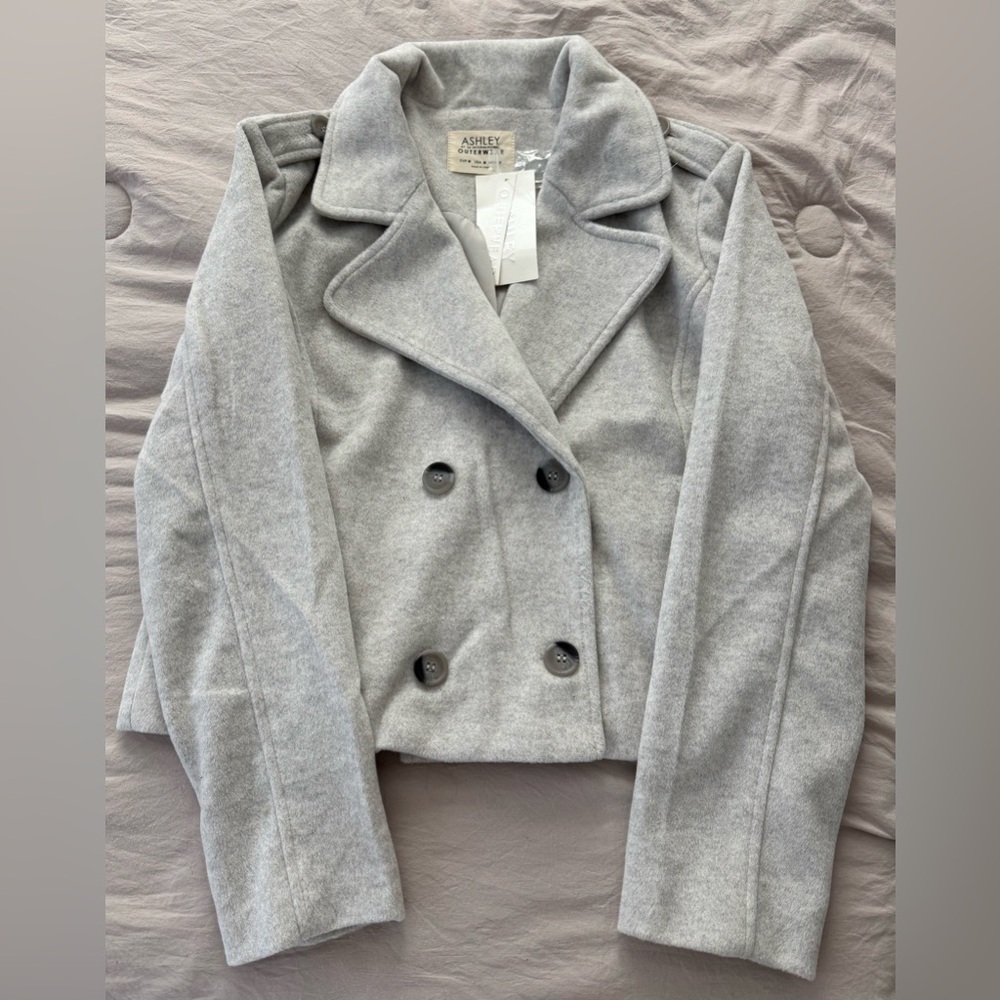 Ashley By 26 International Light Gray Pea Coat.  Size Medium